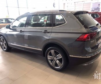 Volkswagen Tiguan E 2018 - Bán xe Volkswagen Tiguan Allsapce 2019 giao ngay giá tốt nhất– Hotline; 0909 717 983