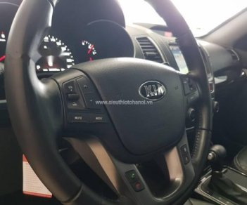 Kia Sorento 2015 - Cần bán Kia Sorento sản xuất 2015, màu trắng