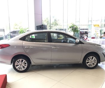 Toyota Vios 1.5G CVT 2018 - Bán Toyota Vios 1.5G CVT năm 2018, màu bạc, giá 606tr, giao ngay giá tốt liên hệ 0986924166