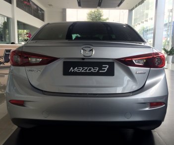 Mazda 3 2018 - Giao ngay Mazda 3 màu bạc, gọi hotline 0907148849 - giao xe tận nhà, bảo hành chính hãng 5 năm