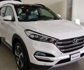 Hyundai Tucson    2018 - Cần bán xe Hyundai Tucson năm 2018, màu trắng