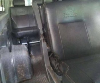 Mercedes-Benz Sprinter 2005 - Cần bán gấp Mercedes sản xuất 2005, màu bạc, 215tr