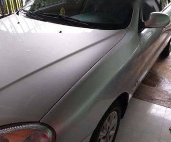 Daewoo Lanos 2004 - Cần bán lại xe Daewoo Lanos sản xuất năm 2004, màu bạc giá cạnh tranh