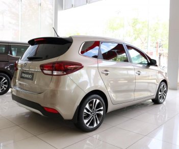 Kia Rondo DAT 2018 - Kia Rondo 2018 - Mẫu xe đa dụng phù hợp với gia đình trong dịp lễ