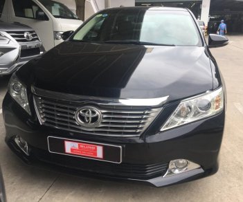 Toyota Camry 2.0E 2014 - Bán Camry cũ đời 2014, có trả góp, giá còn thương lượng nhé khách yêu