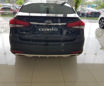 Kia Cerato  1.6 AT 2018 - Bán xe Kia Cerato 1.6 AT sản xuất năm 2018, màu đen