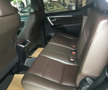 Toyota Fortuner 2.7V 4x2 2018 - Cần bán Toyota Fortuner 2.7V 4x2 đời 2018, nhập khẩu 