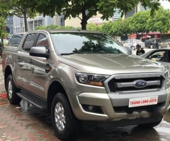 Ford Ranger XLS 2.2 AT 2017 - Cần bán lại xe Ford Ranger XLS 2.2 AT đời 2017, giá 689tr