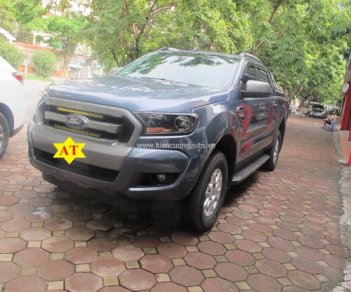 Ford Ranger XLS 2.2AT 2016 - Cần bán xe Ford Ranger XLS 2.2AT năm 2016, màu xanh lam, nhập khẩu nguyên chiếc