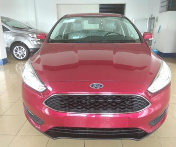 Ford Focus Trend 1.5 Ecoboost 2018 - Bán Ford Focus Trend 1.5 Ecoboost đời 2018, màu đỏ giá cạnh tranh