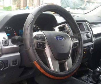 Ford Ranger   XLT   2015 - Tôi cần bán Ford Ranger XLT bản cao cấp nhất của Ford, xe 2 cầu phom model mới nhất