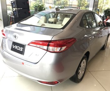 Toyota Vios 1.5G CVT 2018 - Bán Toyota Vios 1.5G CVT năm 2018, màu bạc, giá 606tr, giao ngay giá tốt liên hệ 0986924166