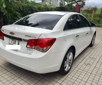 Chevrolet Cruze  1.8AT   2015 - Bán ô tô Chevrolet Cruze 1.8AT năm sản xuất 2015, màu trắng  