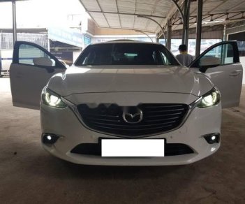 Mazda 6 Premium 2.5AT  2017 - Cần bán xe Mazda 6 Premium 2.5AT sản xuất năm 2017, màu trắng, giá chỉ 988 triệu