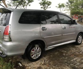 Toyota Innova  G  2010 - Cần bán lại xe Toyota Innova G đời 2010, màu bạc, 369tr