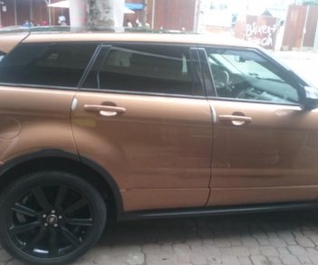 LandRover Evoque dyna 2014 - Cần bán LandRover Evoque Dyna sản xuất năm 2014, màu nâu