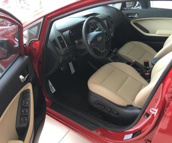 Kia Cerato 2.0 AT 2018 - Bán Kia Cerato 2018, đủ màu, full phụ kiện, góp 7tr/tháng, lãi suất 6.5% - Nhận xe trong ngày