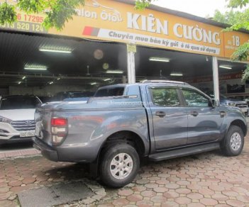 Ford Ranger XLS 2.2AT 2016 - Cần bán xe Ford Ranger XLS 2.2AT năm 2016, màu xanh lam, nhập khẩu nguyên chiếc