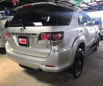 Toyota Fortuner 2.7V (4x2) 2016 - Bán ô tô Toyota Fortuner 2.7V (4x2) năm 2016 