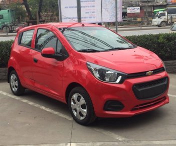 Chevrolet Spark  LT 2018 - Cần bán Chevrolet Spark đời 2018, màu đỏ, ưu đãi tháng 7 âm tới 32 triệu, lăn bánh chỉ 45 triệu