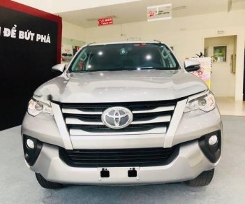 Toyota Fortuner  MT  2018 - Cần bán Toyota Fortuner MT đời 2018, màu bạc