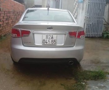 Kia Forte 2011 - Cần bán Kia Forte 2011, màu bạc