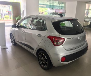 Hyundai Grand i10 1.2 AT 2018 - Hyundai Grand i10 1.2 AT màu bạc giá khuyến mãi tháng 8 cực hấp dẫn, hỗ trợ vay trả góp NH lãi suất ưu đãi