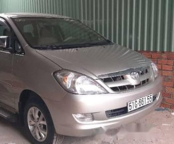 Toyota Innova 2006 - Cần bán lại xe Toyota Innova sản xuất 2006 còn mới