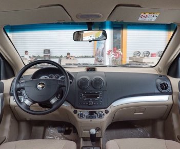 Chevrolet Aveo 2018 - Bán ô tô Chevrolet Aveo 1.4 MT 2018, màu đen, giảm mạnh 60 triệu, trong tháng 7 âm, sẵn xe giao ngay