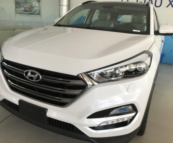 Hyundai Tucson 2.0 2018 - Hyundai Tucson 2018, có sẵn đủ màu giao ngay. Hỗ trợ vay 85% giá trị xe, hotline: 0935.90.41.41 - 0948.94.55.99