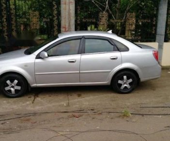 Daewoo Lacetti MT 2004 - Cần bán gấp Daewoo Lacetti MT năm 2004, xe còn rất đẹp