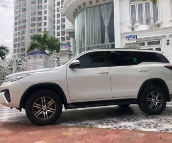 Toyota Fortuner 2017 - Cần bán lại xe Toyota Fortuner đời 2017, màu trắng 