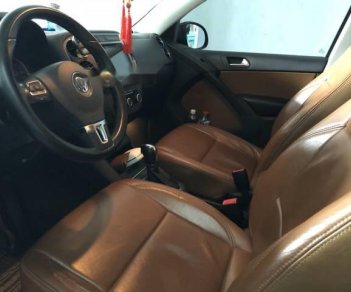 Volkswagen Tiguan   2012 - Bán xe Volkswagen Tiguan đời 2012, màu đen, xe nhập