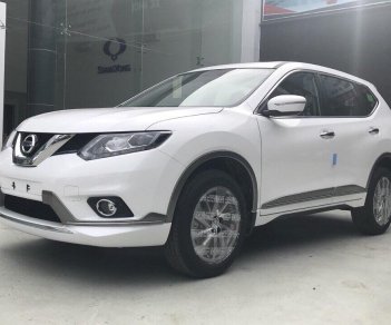 Nissan X trail SL 2018 - Bán xe Nissan X trail 2.0 SL cao cấp màu trắng hoặc bạc chỉ với 915 triệu, duy nhất trong tháng này, LH 0978631002