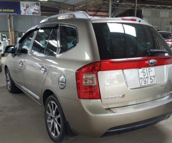 Kia Carens S 2.0MT 2015 - Bán Kia Carens S 2.0MT, màu vàng cát, sản xuất 2015 biển Sài Gòn đi 67000km