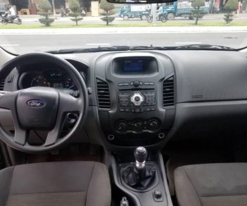 Ford Ranger 2015 - Bán Ford Ranger 2015, 2 cầu, máy dầu, số sàn, 01 đời chủ, xe đẹp xuất sắc, bao test hãng thợ thầy các kiểu