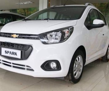 Chevrolet Spark LT 2018 - Bán ô tô Chevrolet Spark LT đời 2018, màu trắng