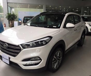 Hyundai Tucson 2018 - Bán Hyundai Tucson 2018, màu trắng, 897tr