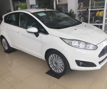 Ford Fiesta 2018 - Ford Vĩnh Phúc bán xe Ford Fiesta đời 2018, màu trắng, lh 094.697.4404