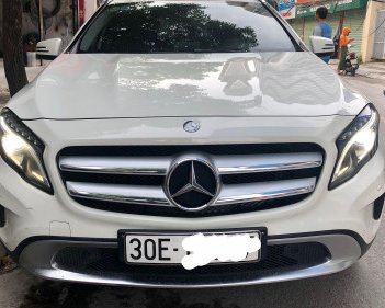 Mercedes-Benz GLA-Class  AT  2015 - Bán Mercedes AT sản xuất năm 2015, màu trắng  