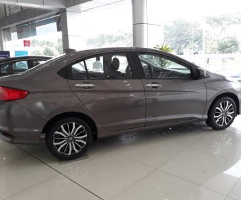 Honda City CVT 2018 - Bán xe Honda City CVT sản xuất 2018, màu bạc, giá chỉ 559 triệu