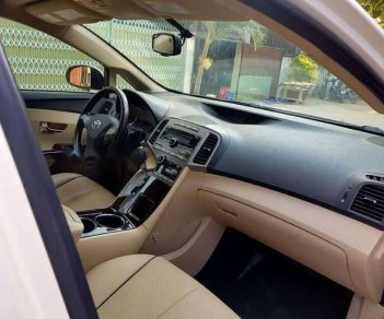 Toyota Venza  . 2009 - Bán Toyota Venza . đời 2009, màu trắng chính chủ