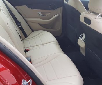 Mercedes-Benz C class C200 2018 - Bán xe Mercedes C200 đỏ 2018 chính hãng, trả trước 450 triệu, rinh xe về