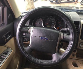 Ford Everest 2013 - Bán Ford Everest năm 2013, màu đen xe 1 chủ, đi đúng đồng hồ