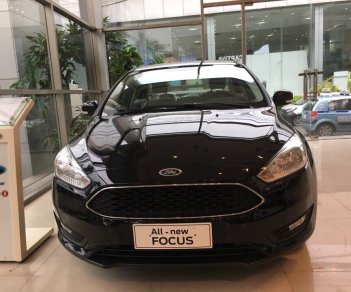 Ford Focus Trend 1.5L AT Ecoboost 2018 - Bán xe Ford Focus Trend 1.5L AT Ecoboost sản xuất 2018, màu đen