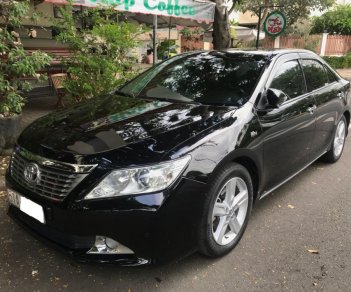 Toyota Camry 2.5 Q 2014 - Cần bán xe Toyota Camry 2.5 Q năm sản xuất 2014, màu đen, giá chỉ 895 triệu