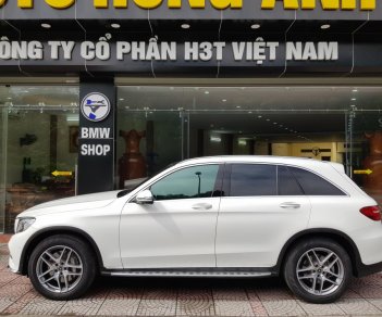 Mercedes-Benz GLC-Class GLC 300 2017 - Bán Mercedea GLC 300 sản xuất 2017, màu trắng, chạy 8.000km