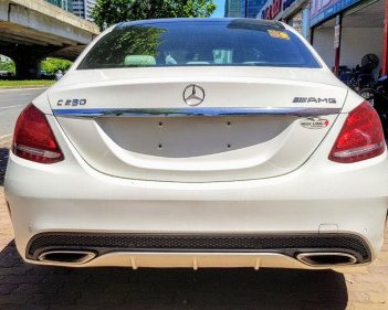 Mercedes-Benz C class  2.0 AT  2015 - Cần bán Mercedes 2.0 AT năm sản xuất 2015, màu trắng