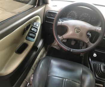 Nissan Sunny 1993 - Bán xe Nissan Sunny năm 1993, màu kem, giá chỉ 58 triệu nhập khẩu nguyên chiếc