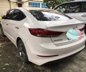 Hyundai Elantra 1.6 2016 - Bán xe Hyundai Elantra sản xuất 2016, đăng ký 2017, màu trắng, 620 triệu